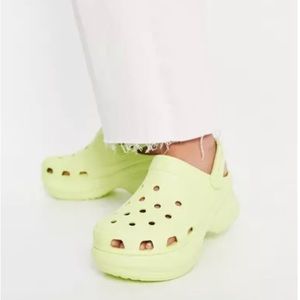 Crocs Bae Platform Clog in Lime Zest